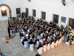 Tanto profesionales como importantes promesas de talento musical del conservatorio, han participado en este ciclo.