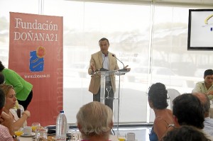 El medio ambiente ha sido el eje de la conferencia de Caraballo. 