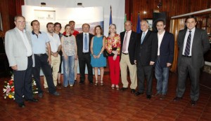 Un momento de la visita de la embajadora de Australia.