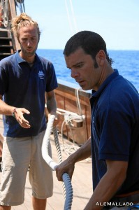 Ramón y Augusto en el Galeón Andalucía.