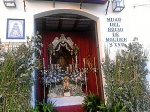 Altar de la Hermandad del Rocío, ganador del primer premio. 