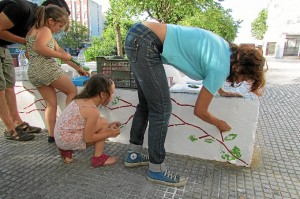 La iniciativa busca la implicación de los vecinos en la mejora de su barrio.