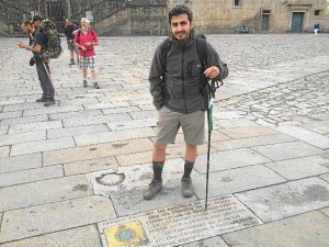 Pensaron hacerlo en bicicleta, pero al final se decidieron por hacerlo a pie.