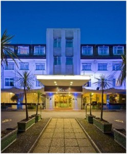 Majestic Hotel Bournemouth, el establecimiento turístico donde esta onubense trabaja.