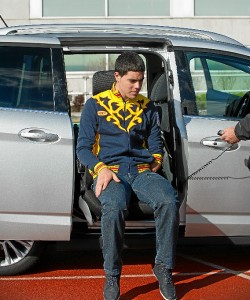 La silla giratoria del Ford Grand C-MAX permite el acceso al habitáculo de forma muy cómoda.