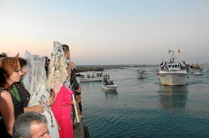 El Carmen está unida al mar y los marineros. 