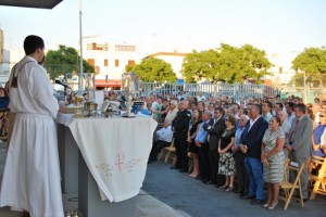 La misa sirve de antesala de las Fiestas del Carmen en Isla Cristina.