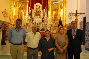 Los concejales López Bogarín y Raya junto a Isabel Perera y Antonio Peña.