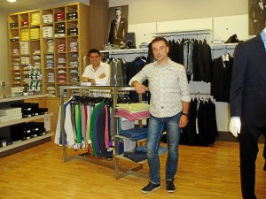 Estos dos profesionales llevan más de 20 años en el sector de la moda.