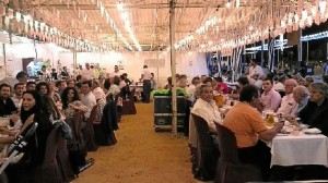 La Peña inició las fiestas con un cena de convivencia. 