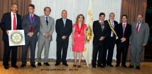 Foto de familia del acto de 'cambio de collares' de este año. 