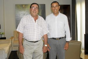 El presidente de la Diputación, con el nuevo secretario general de UGT Huelva.