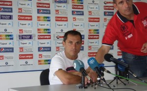 Sergi Barjuan durante la rueda de prensa / A.Bermejo