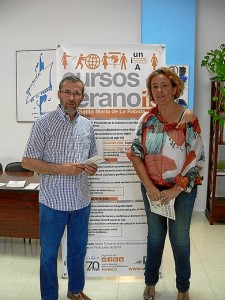 Rafael Terán, director del curso y Yolanda Pelayo, directora de la sede La Rábida de la UNIA.