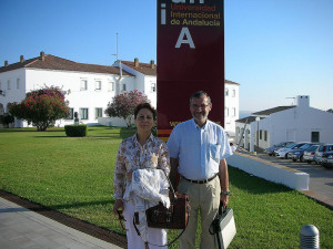 Elsa González y Rafael Terán, en La Rábida.