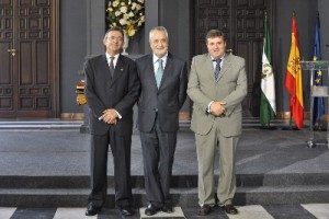 Francisco Ruiz, José Antonio Griñán y Francisco José Martínez, en el acto de toma de posesión.