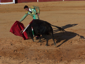 A Juan Ramón le tocó el animal más difícil de la tarde.