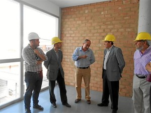 Los delegados del Gobierno y de Educación, Cultura y Deporte, José Fiscal y Vicente Zarza, respectivamente, en las obras. 