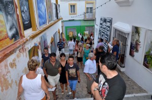 La calle se quedó pequeña. 