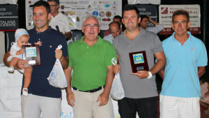 Triunfadores en el Torneo de pádel 'Virgen del Carmen'.