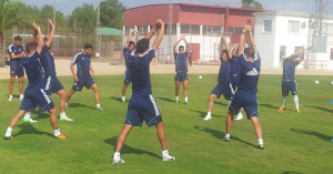 Los albiazules tuvieron un entrenamiento suave en la mañana del domingo en tierras murcianas. / Foto: www.recreativohuelva.com.