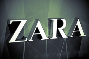 Zara valora el gusto por la moda y el trabajo con clientes. 