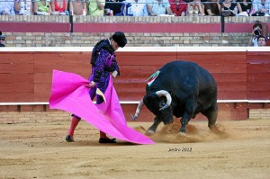 El público onubense guarda un cariño especial por Julián. / Foto: Pedro Delgado