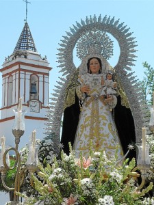 Procesión de la patrona de Cortelazor.