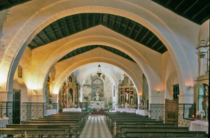 Interior de la nave de la iglesia. 