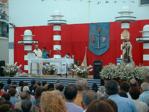 El obispo oficiará la misa en el Muelle.