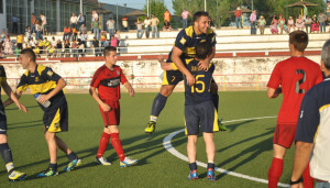 El cuadro aljaraqueño selló el ascenso la temporada anterior ganando en Zalamea. / Foto: zalameanoticias.