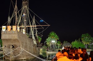 El Muelle de las Carabelas se ha convertido en uno de los espacios ‘estrella’ dentro de la riqueza turística de Huelva.