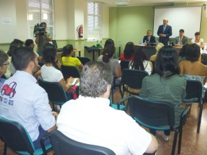 Presentación de los cursos en Los Rosales.