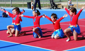 En El Portil habrá gimnasia rítmica, fútbol sala, psicomotricidad y baile para menores.