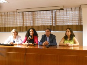 Los delegados territoriales durante su visita al Hospital de Riotinto.