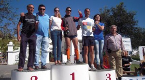 Podio de ganadores de la primera edición del Cross Dunar de Matalascañas, el año pasado.