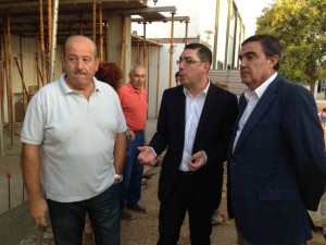 Vicente Zarza durante su visita a las obras de San Bartolomé.