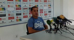 Sergi alerta a todos del peligroso contragolpe del Hércules. / Foto: P. G.