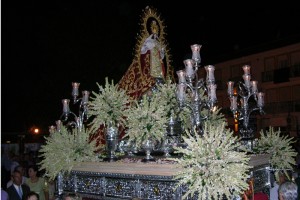 La Virgen de Montemayor volverá a recorrer las calles de Moguer el domingo, ocho de septiembre.