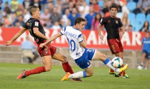 El acoso inicial del segundo tiempo del Zaragoza se tradujo en el gol del empate de Henríquez. / Foto: www.realzaragoza.com.