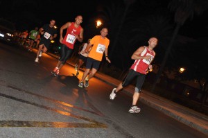 Récord de participación en la Carrera Nocturna en Huelva del viernes.