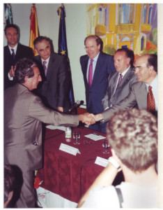 José Pablo, en su toma de posesión como primer decano del Colegio de Arquitectos de Huelva. 