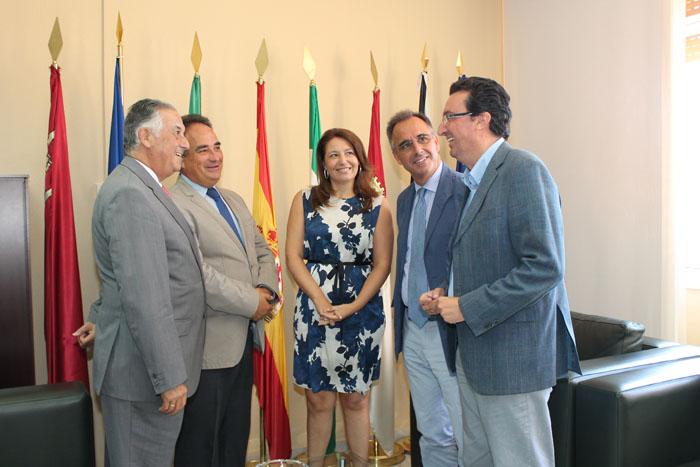 Enrique Pérez Viguera, Manuel Romero, Carmen Crespo, Rafael Alvarez y Manuel Andrés González.