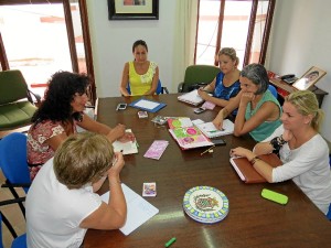 Reunión educativa en Moguer.