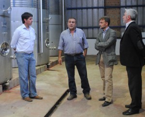 Visita del delegado del Gobierno a Manzanilla