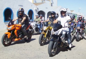 Interesante actividad mototurística en Corrales el domingo.