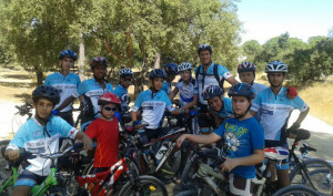 La Escuela Municipal de Ciclismo de Hinojos comenzó las actividades de la temporada 2013-14.