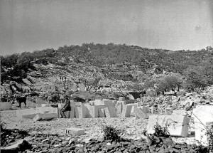 Cantera de mármol en Fuenteheridos.