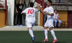 Guarte celebra el gol que, a la postre, dio el triunfo a su equipo ante el Sevilla C. / Foto: Josele Ruiz.