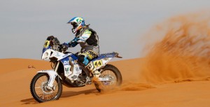 Calderay acumula experiencia para el próximo Dakar en las dunas del Merzouga.